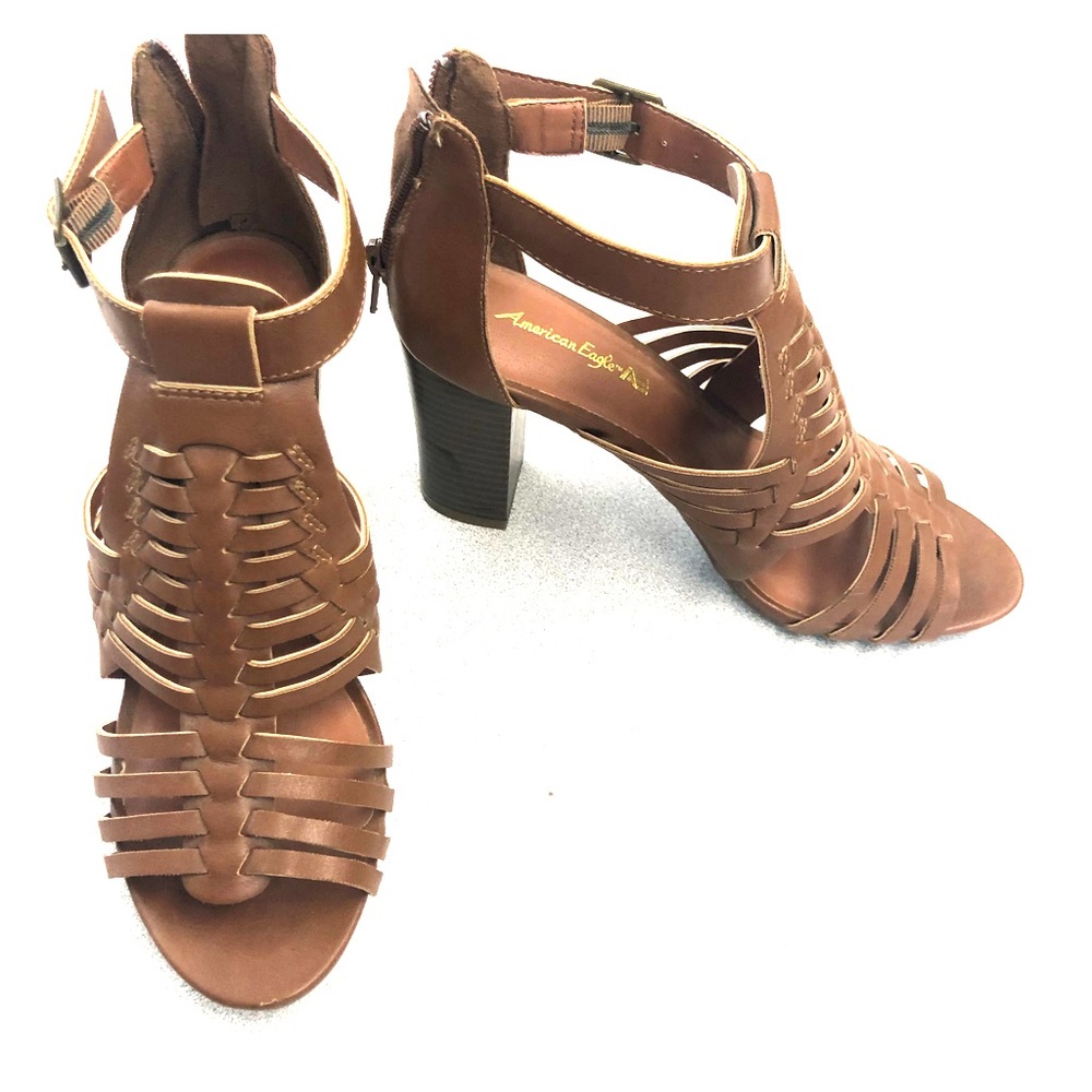 American Eagle heels
